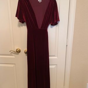 Tobi Dresses - Tobi Deep Plunge maxi dress Tobi Dresses - Tobi Deep Plunge maxi dress